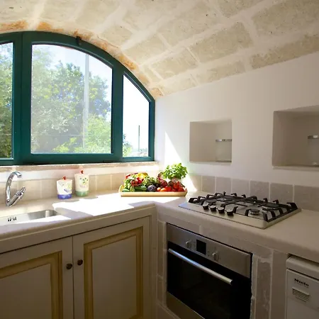 Ortensia With Private Pool וילה אוסטוני