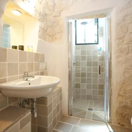 Ortensia With Private Pool فيلة